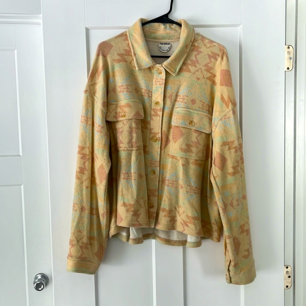 Shacket from Arula (Altar’d State) size A (1X) multicolored. fits L-XXL
